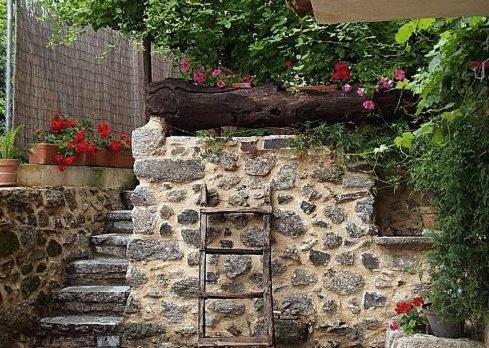 Fuentes De Abajo Guest House San Esteban de la Sierra Bagian luar foto